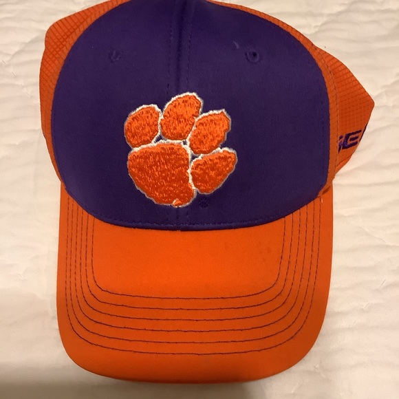 New Clemson Tigers Memory Fit Hats - Picture 7 of 8